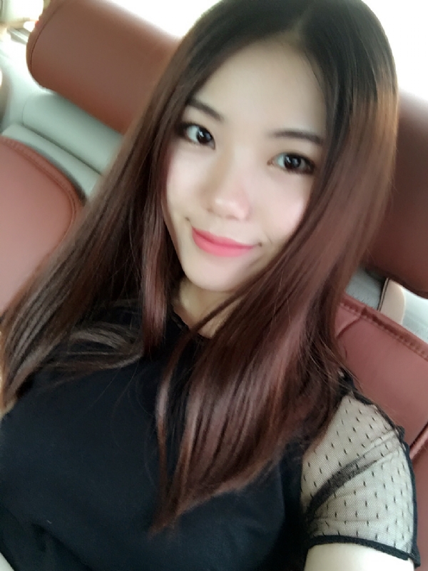 盛开的花朵的第二张照片--赣州相亲服务中心