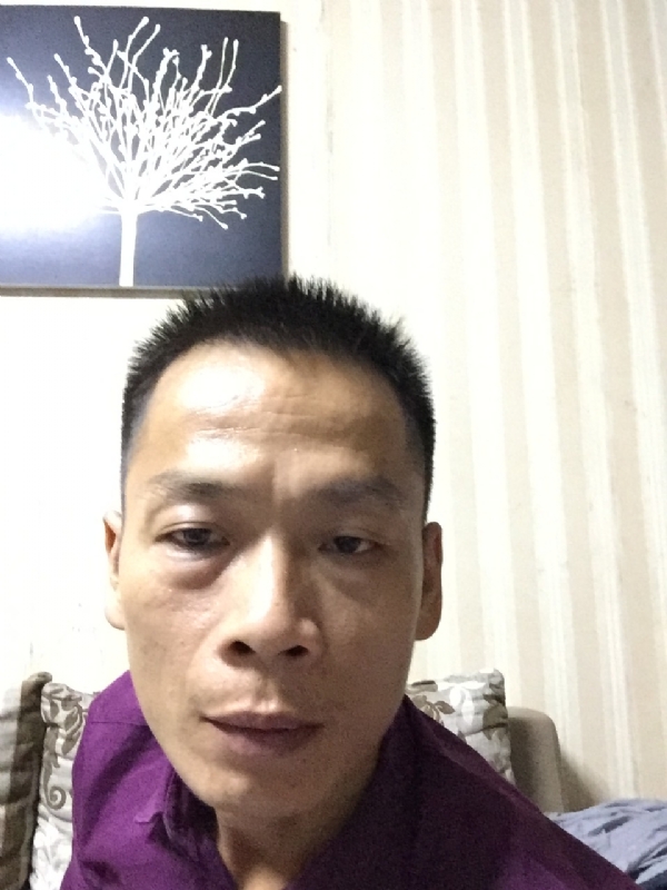 alongzhe的第一张照片--赣州相亲服务中心