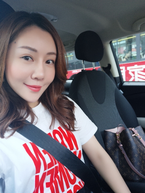 娜娜的第二张照片--赣州相亲服务中心