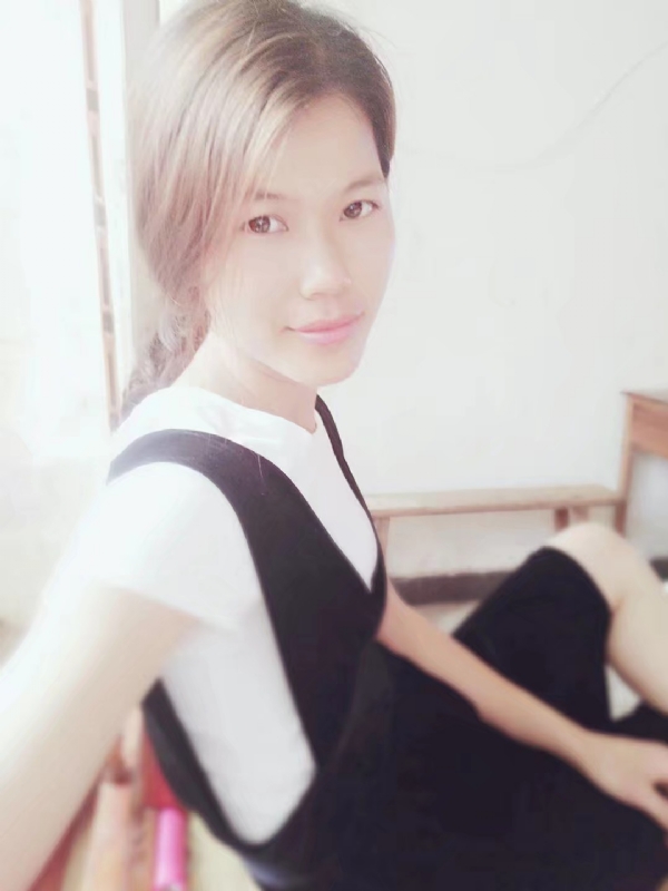 婷婷的第一张照片--赣州相亲服务中心