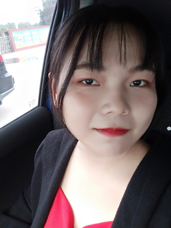 小五同学的第一张照片--赣州相亲服务中心