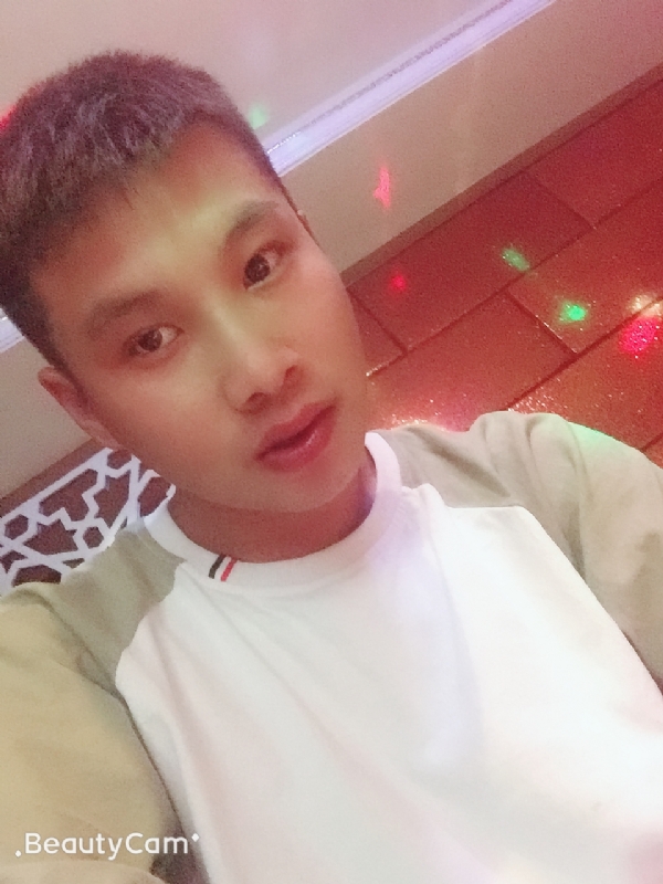 阿锋的第一张照片--赣州相亲服务中心