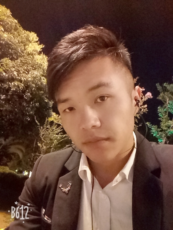 只求一陪伴的第一张照片--赣州相亲服务中心