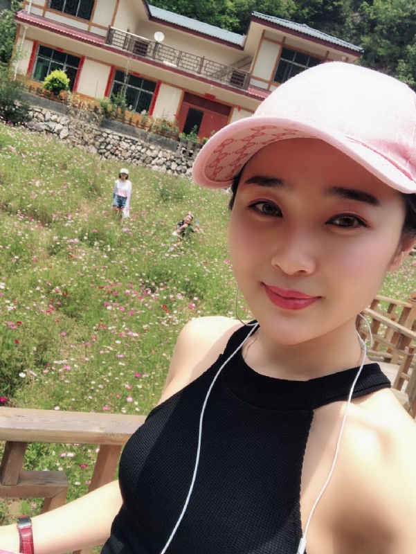 诗琪的第二张照片--赣州相亲服务中心
