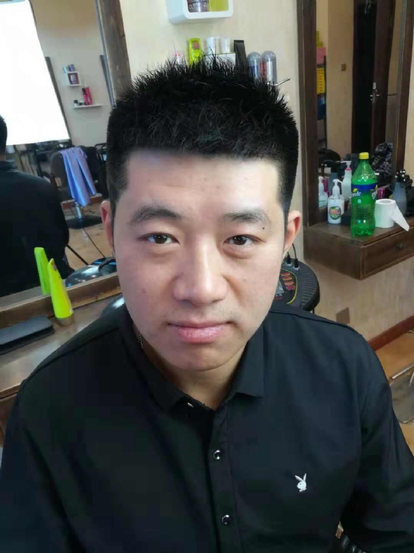 丹东风雨的第一张照片--赣州相亲服务中心