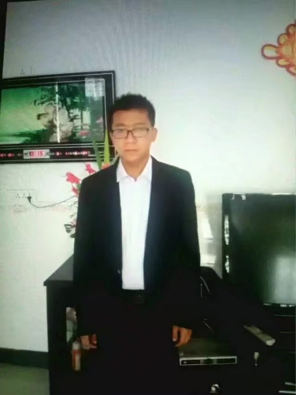 依然疼痛的第一张照片--赣州相亲服务中心