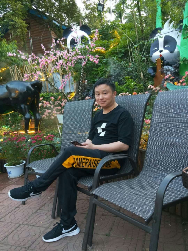 想家的第一张照片--赣州相亲服务中心