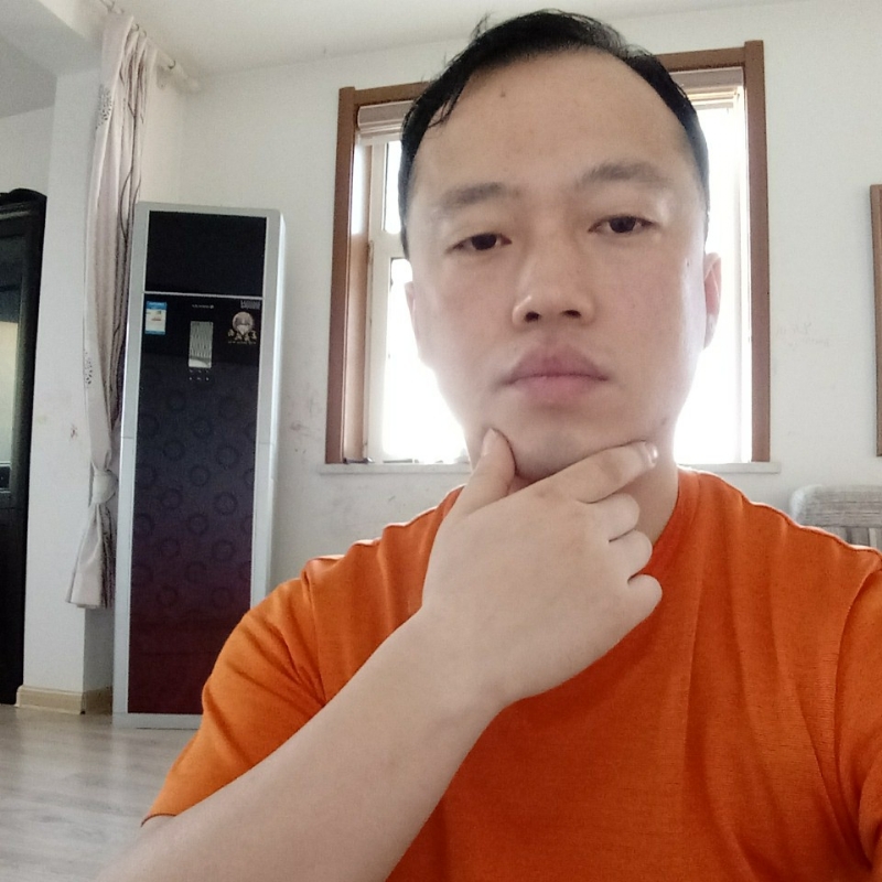 爱热闹的人的第一张照片--赣州相亲服务中心