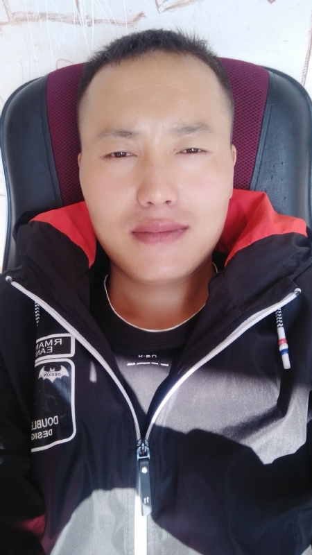 一花一世界的第三张照片--赣州相亲服务中心