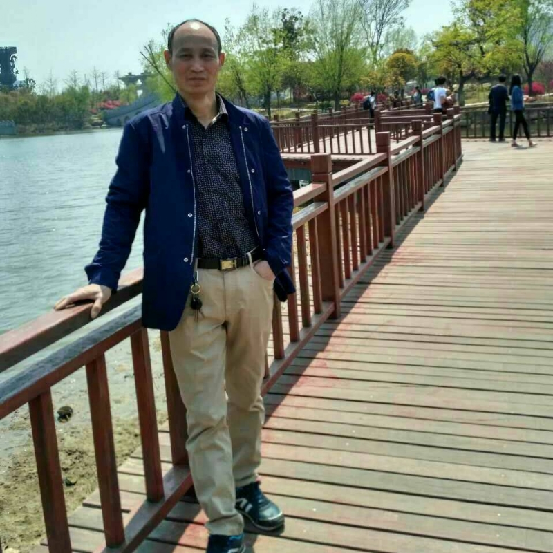 大随帅哥的第一张照片--赣州相亲服务中心