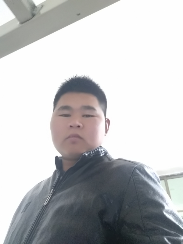 小哥的第一张照片--赣州相亲服务中心