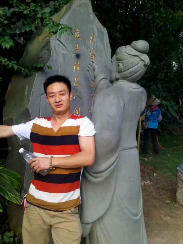 相依相伴的第一张照片--赣州相亲服务中心