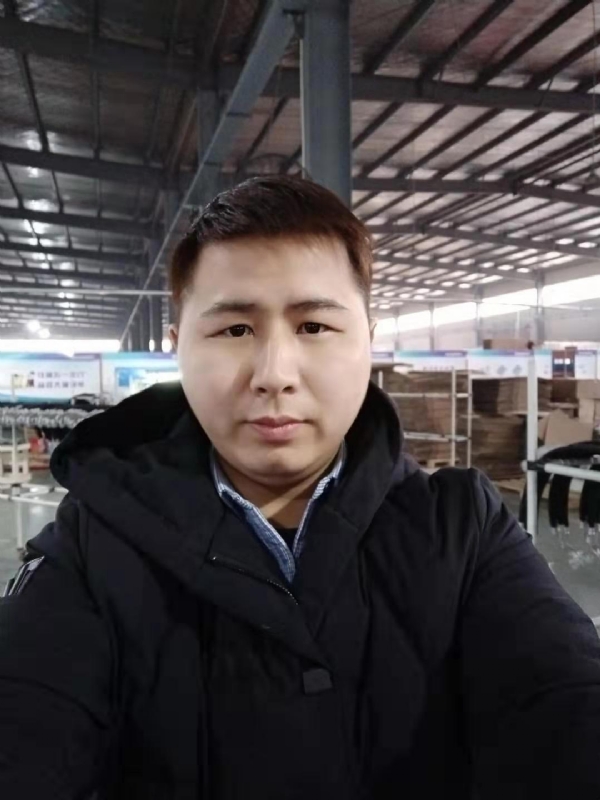 刀锋的第一张照片--赣州相亲服务中心