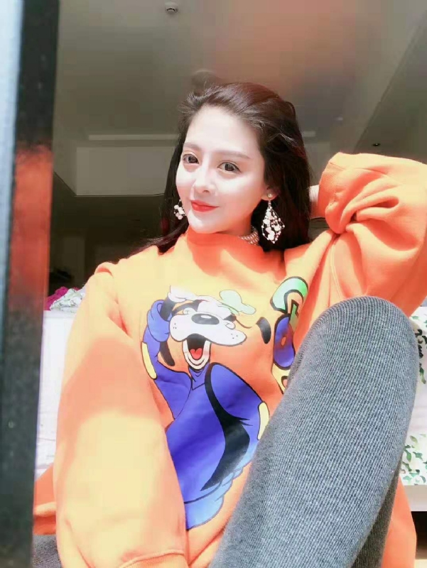 李梦瑶的第一张照片--赣州相亲服务中心
