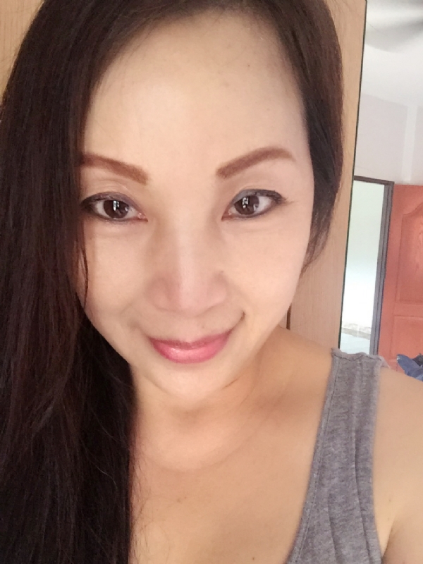 ying的第一张照片--赣州相亲服务中心