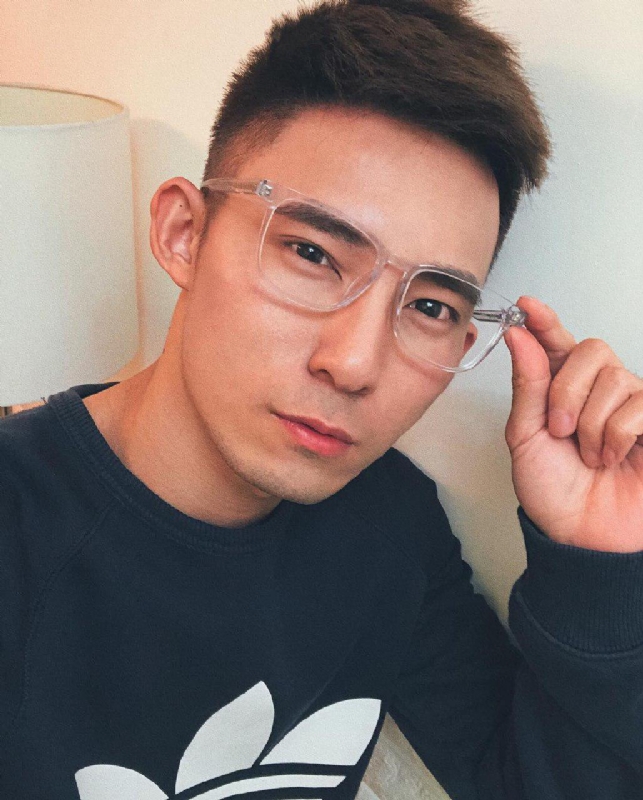 小伟的第一张照片--赣州相亲服务中心