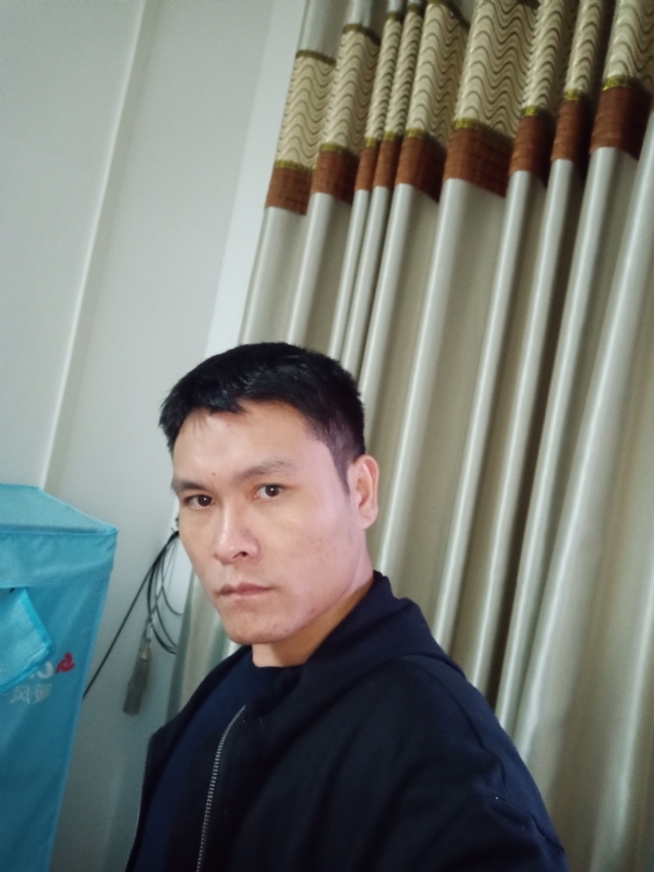 心如止水的第一张照片--赣州相亲服务中心
