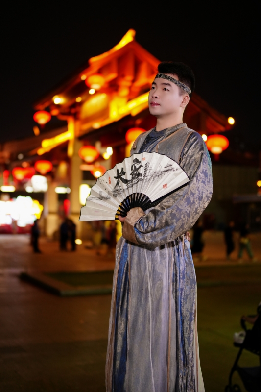 细辉的第一张照片--赣州相亲服务中心