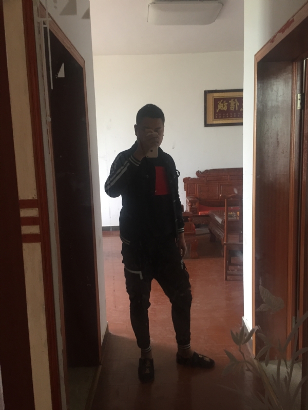 MC无所畏惧的第一张照片--赣州相亲服务中心