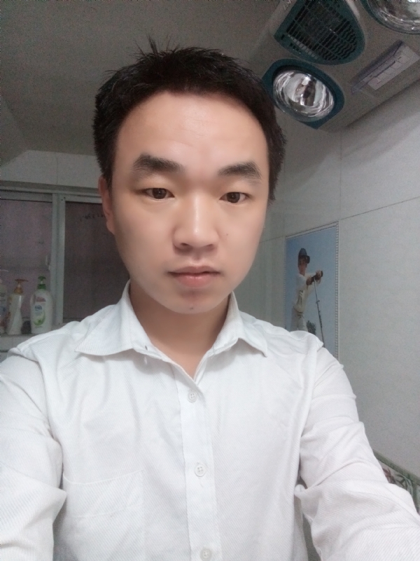 夜凉露沾衣的第二张照片--赣州相亲服务中心