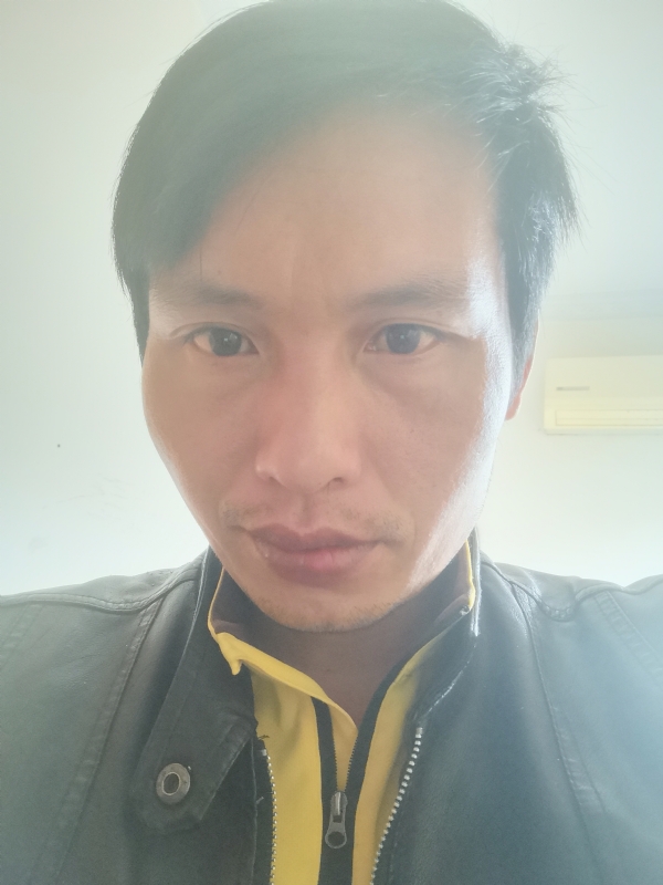 渴死的鱼的第一张照片--赣州相亲服务中心