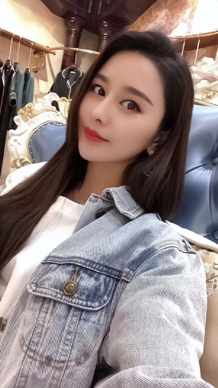 李珊珊的第一张照片--赣州相亲服务中心