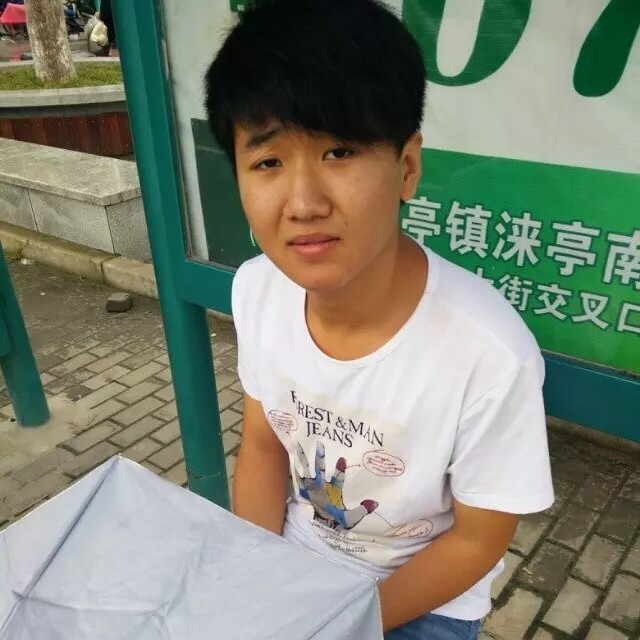 小丁的第一张照片--赣州相亲服务中心