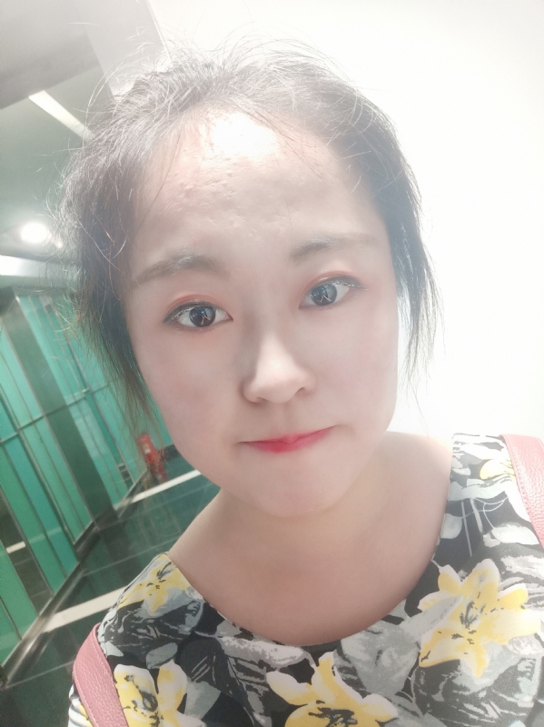 小花伞的第一张照片--赣州相亲服务中心