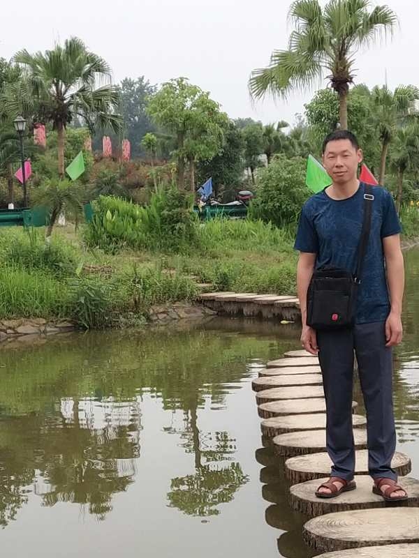星星知我心的第一张照片--赣州相亲服务中心