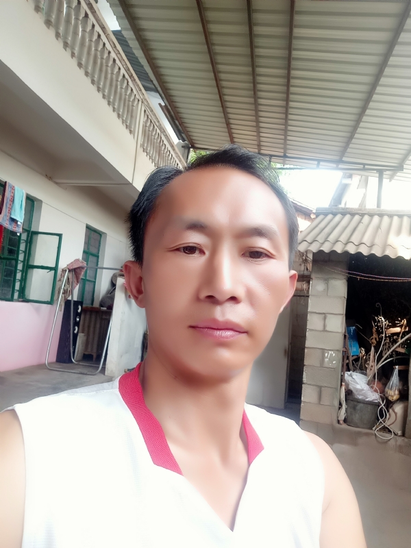 白鸽的第一张照片--赣州相亲服务中心
