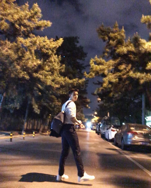 深海的第二张照片--赣州相亲服务中心