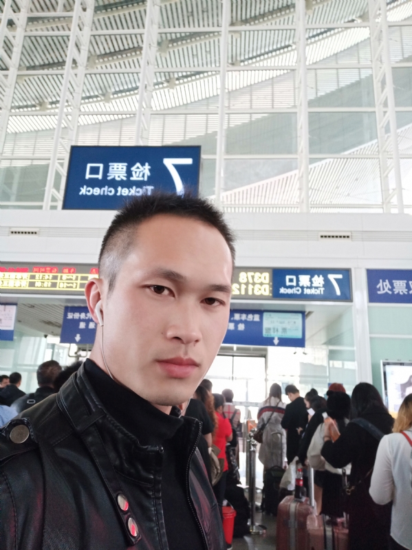 一叶知秋的第一张照片--赣州相亲服务中心