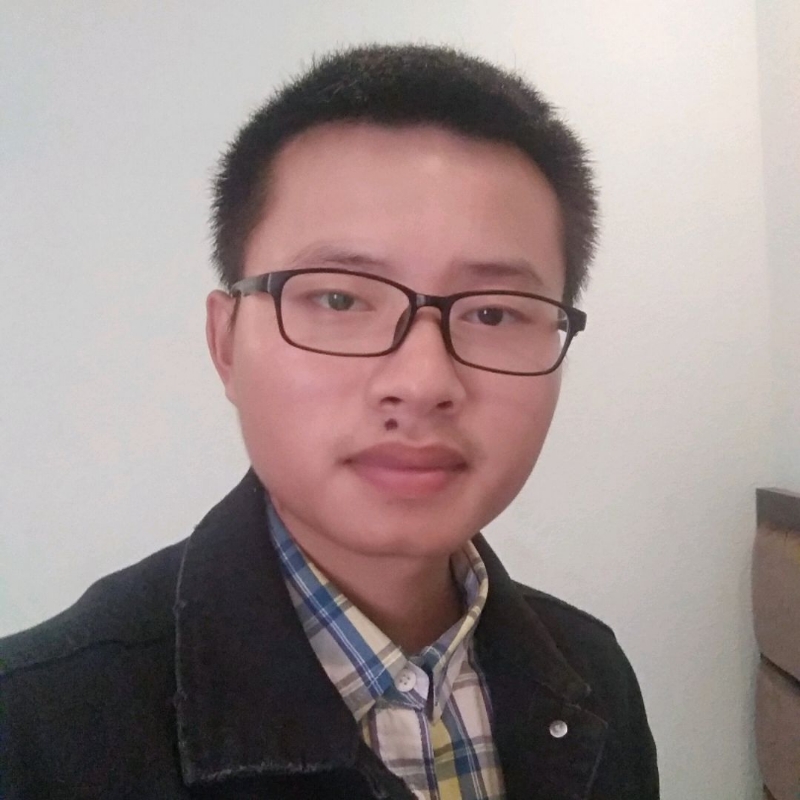 一只独行的猪的第二张照片--赣州相亲服务中心