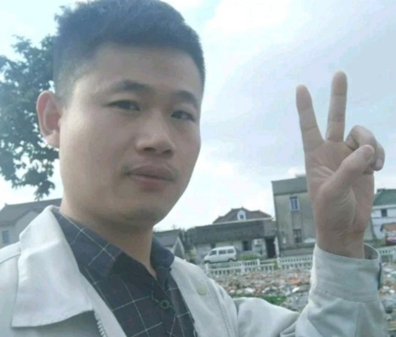 兰花的第一张照片--赣州相亲服务中心