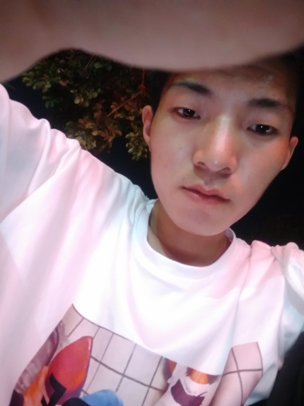 若如初见丶的第一张照片--赣州相亲服务中心