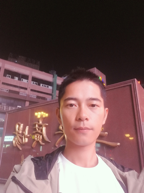重庆小林的第一张照片--赣州相亲服务中心