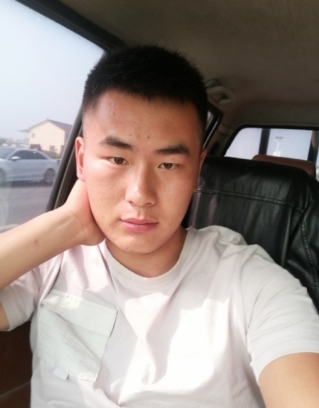 马宏亮的第二张照片--赣州相亲服务中心