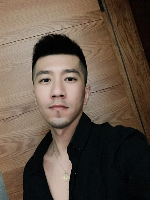 佳佳的第一张照片--赣州相亲服务中心