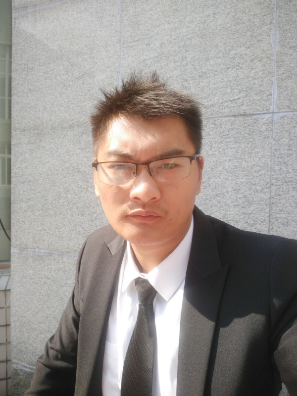 孤独的人的第一张照片--赣州相亲服务中心
