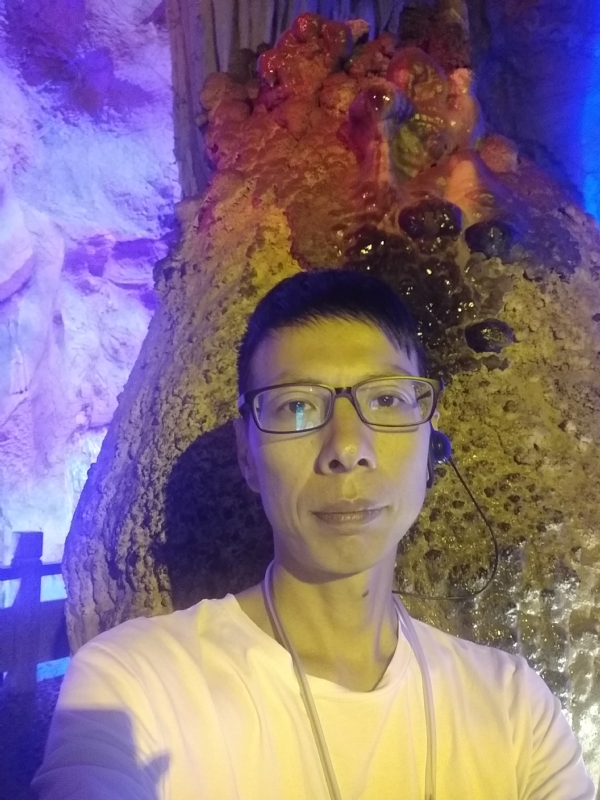 红叶的第一张照片--赣州相亲服务中心