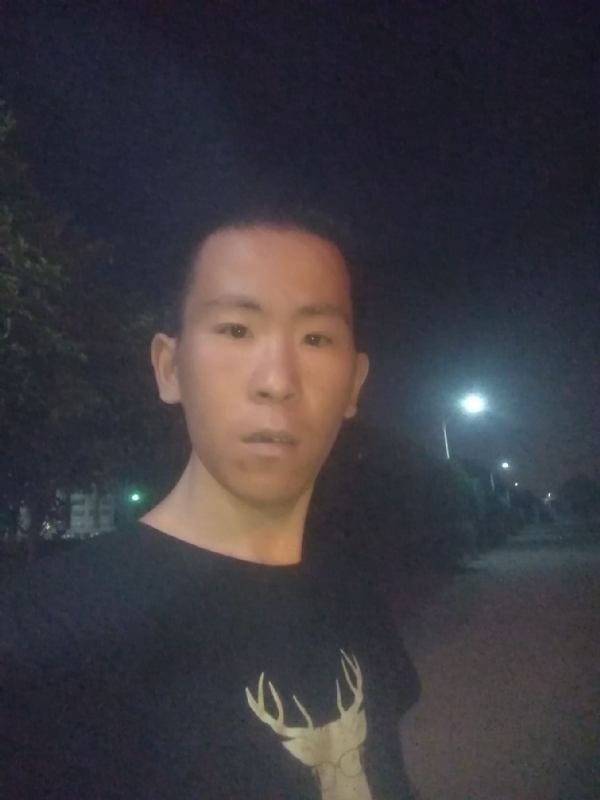 俞凯斌的第一张照片--赣州相亲服务中心