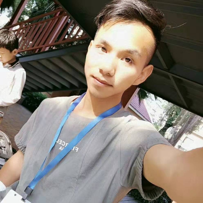 公子你好的第一张照片--赣州相亲服务中心