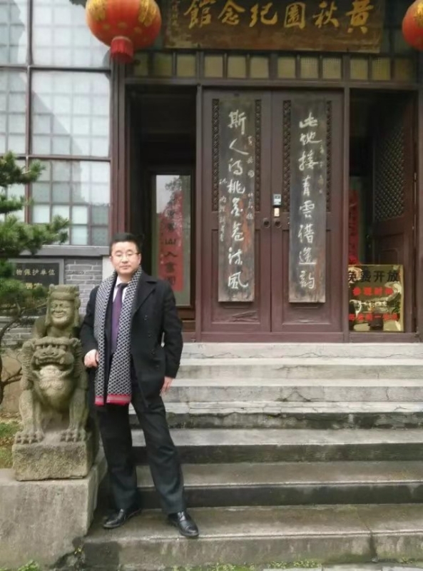 淡定牛魔王的第二张照片--赣州相亲服务中心