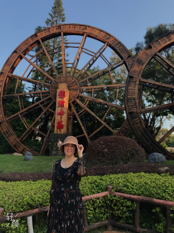 杏娅的第二张照片--赣州相亲服务中心