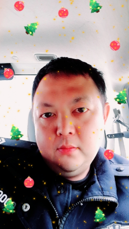 恨孤独的第一张照片--赣州相亲服务中心