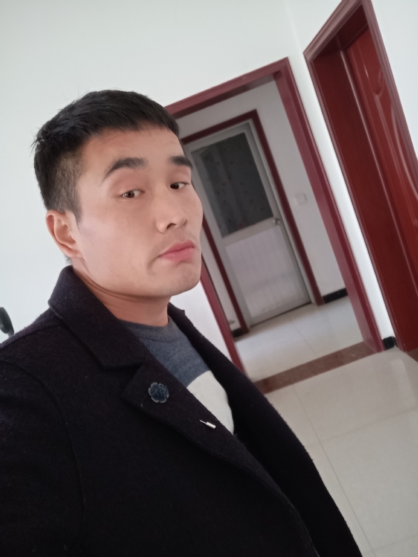 醒醒吧兄弟的第一张照片--赣州相亲服务中心