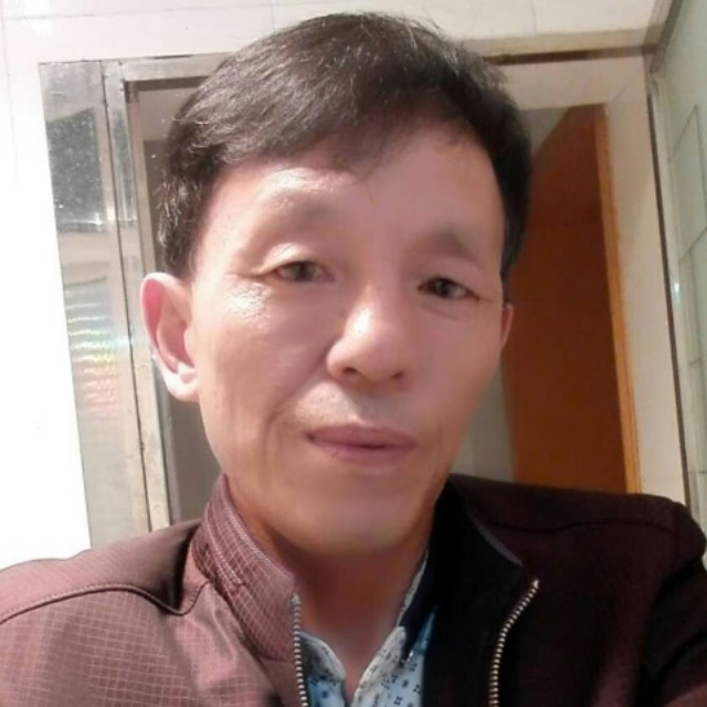 舒心的雨的第一张照片--赣州相亲服务中心
