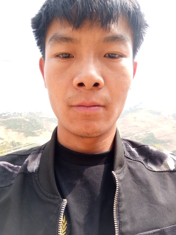 唐伟的第一张照片--赣州相亲服务中心