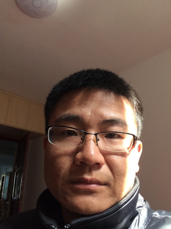 余浩浩的第一张照片--赣州相亲服务中心