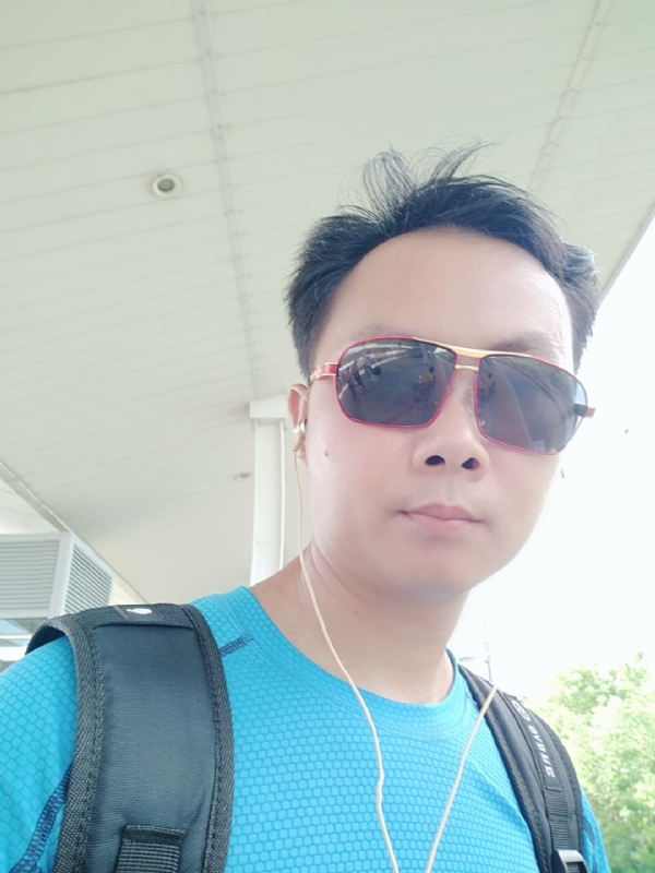 八九不离十的第一张照片--赣州相亲服务中心